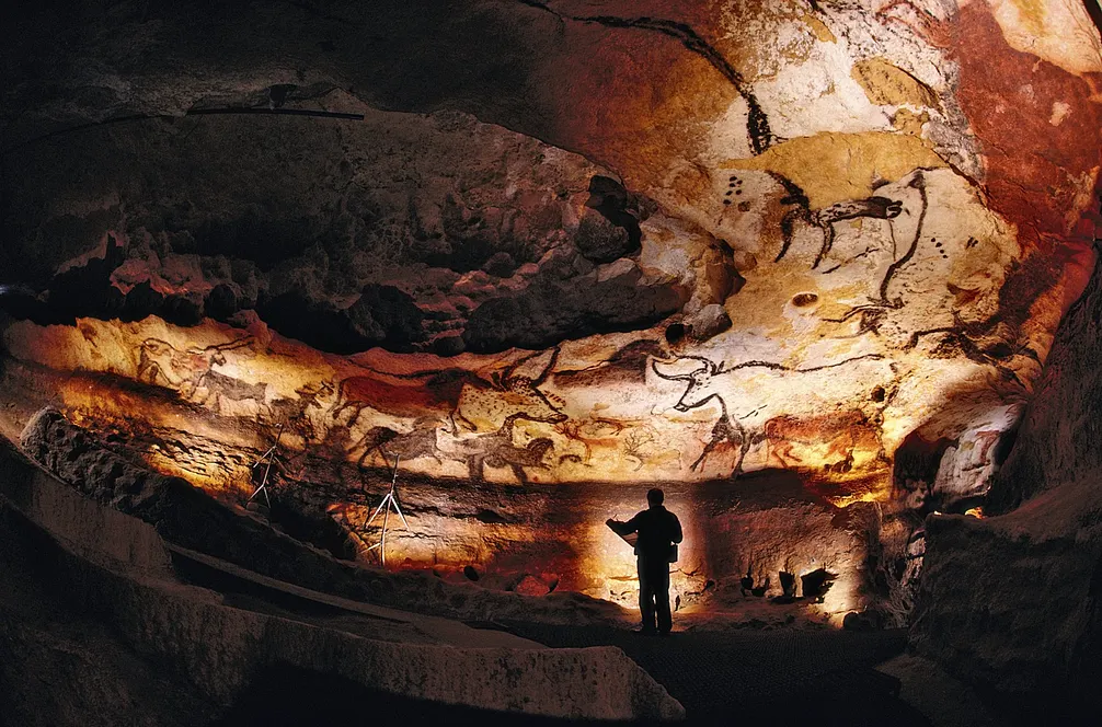 Lascaux cave